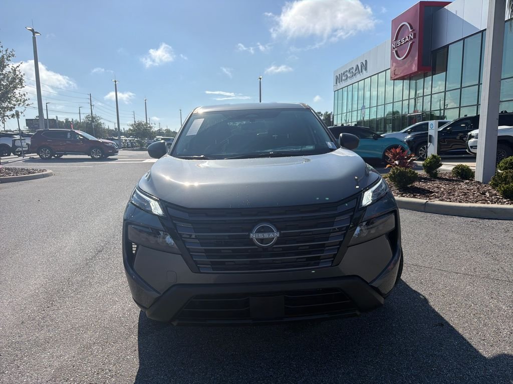 New 2026 Gray Nissan S image 2