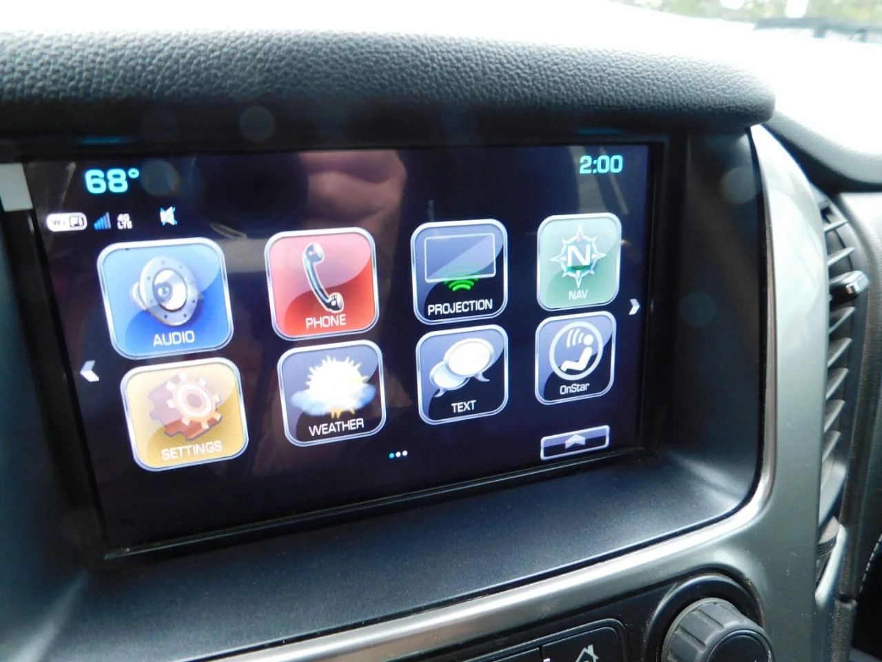 Used 2020 Black Chevrolet 2WD 4DR LT image 43