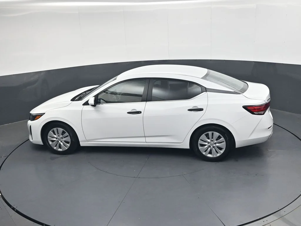 2025 Nissan Sentra S - Photo 23