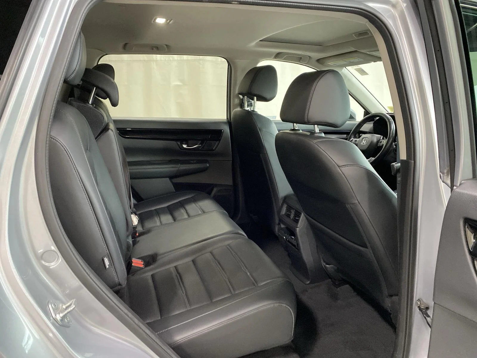 Used 2023 Lunar Silver Metallic Honda EX-L image 8