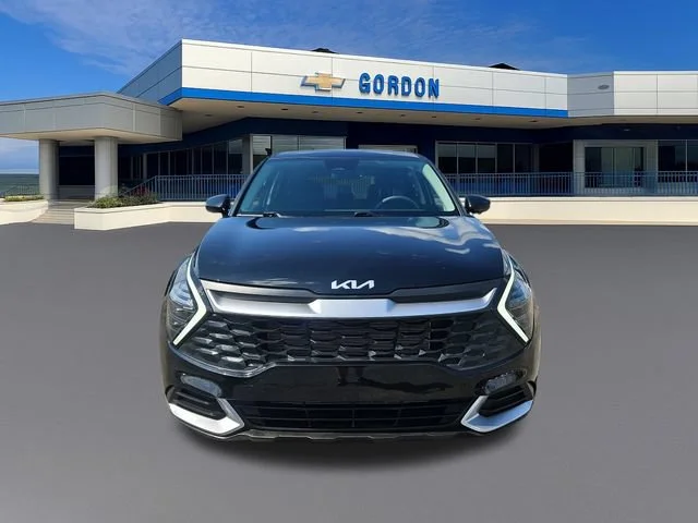 Used 2024 Black Kia LX image 8
