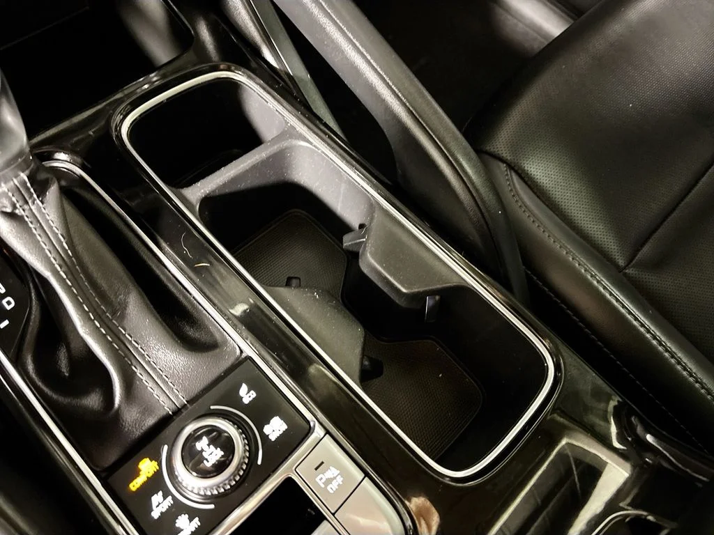 Used 2022 Black Kia LX image 15