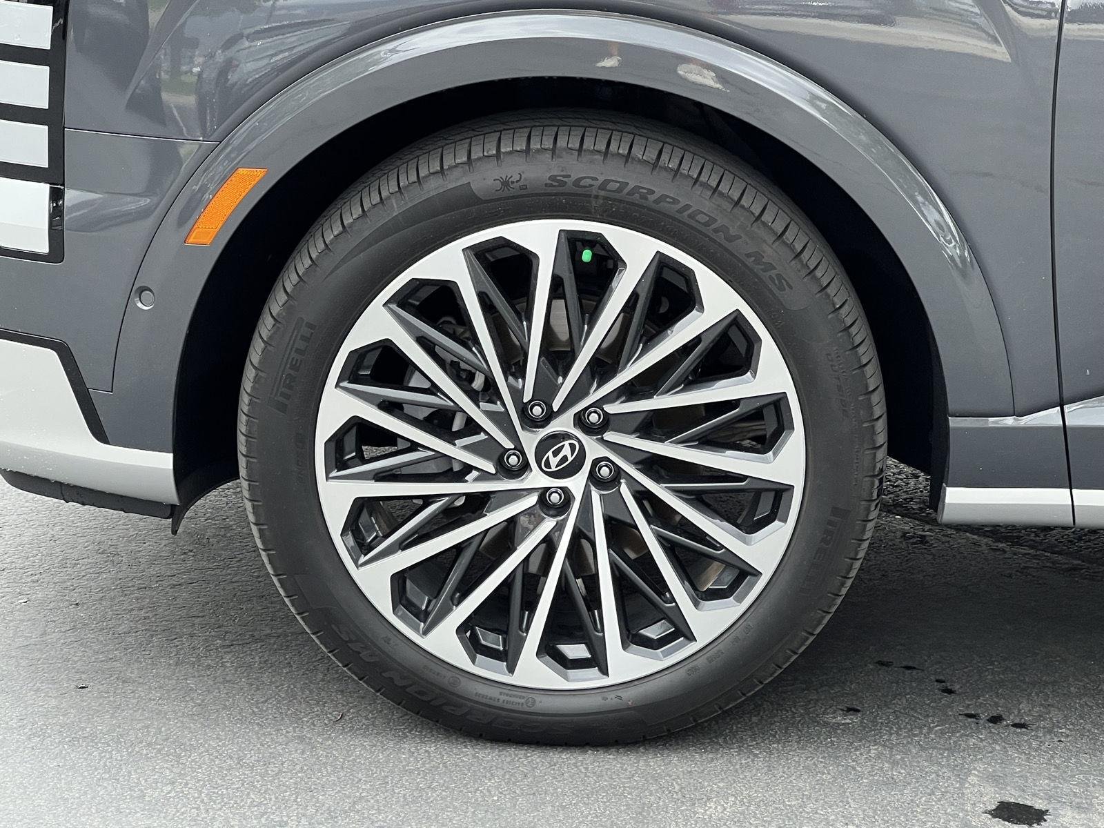 Certified Used 2026 Ecotronic Gray Pearl Hyundai Calligraphy image 14