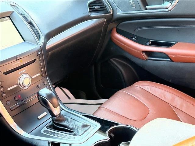 Used 2018 Burgundy Velvet Metallic Tinted Clearcoat Ford Titanium image 13