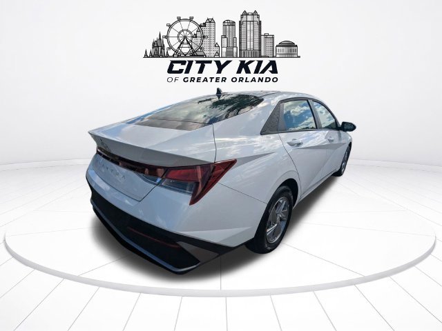 Used 2026 White Hyundai SE image 6