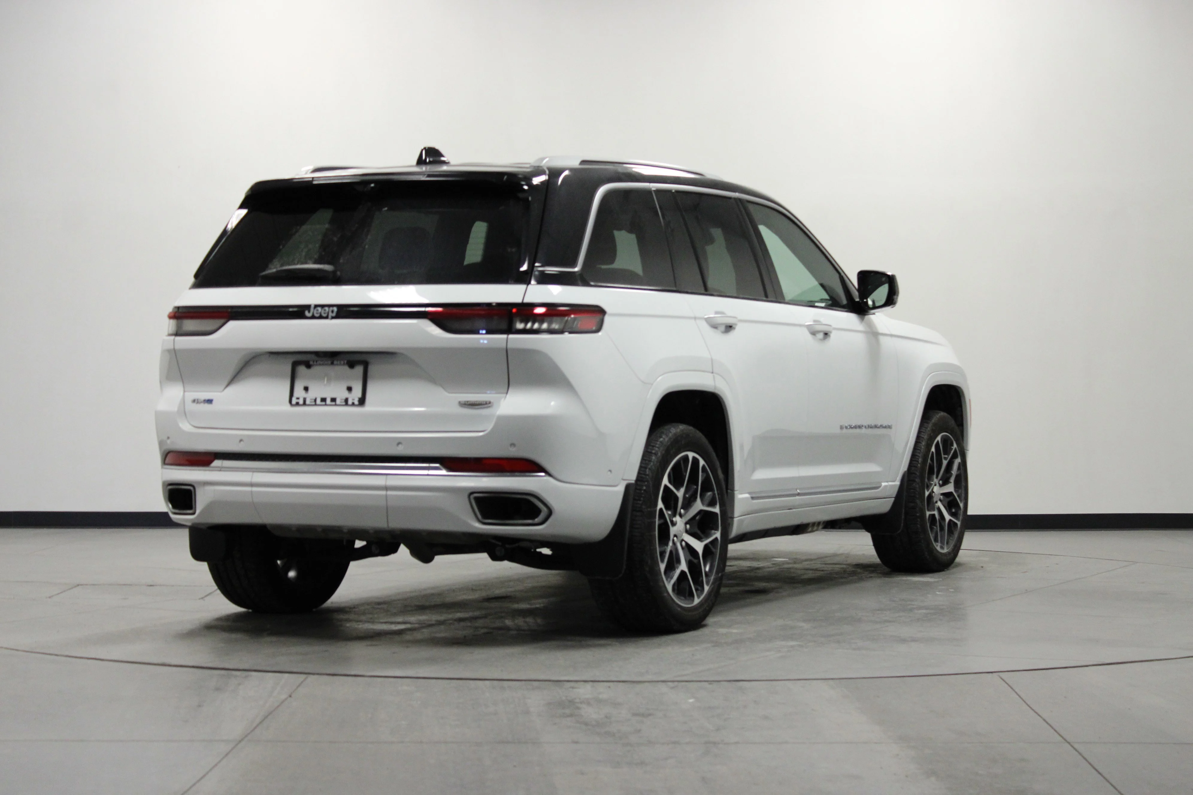 Used 2024 Bright White Clearcoat Jeep Summit Reserve 4xe image 4