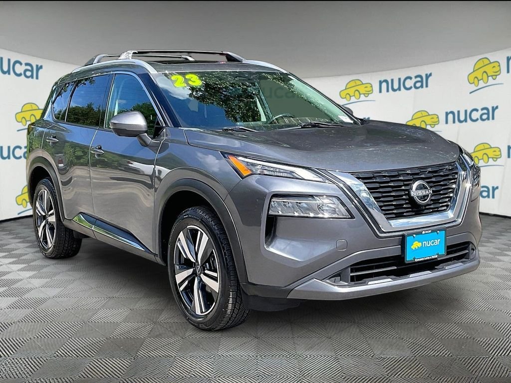 Used 2023 Gray Nissan SL image 1