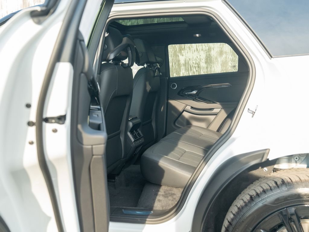 New 2026 White Land Rover S image 21