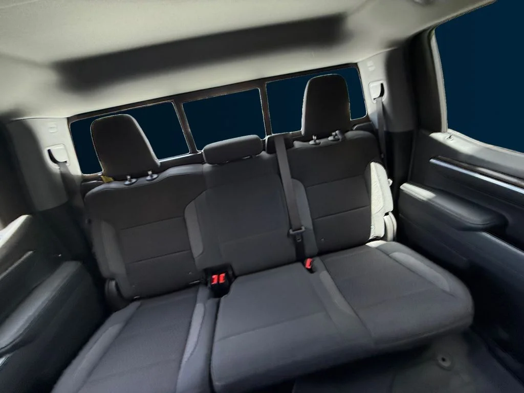 Used 2024 White Chevrolet LT image 18