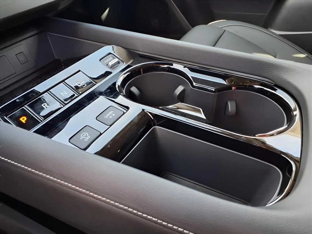 2025 Nissan Murano SV - Photo 16