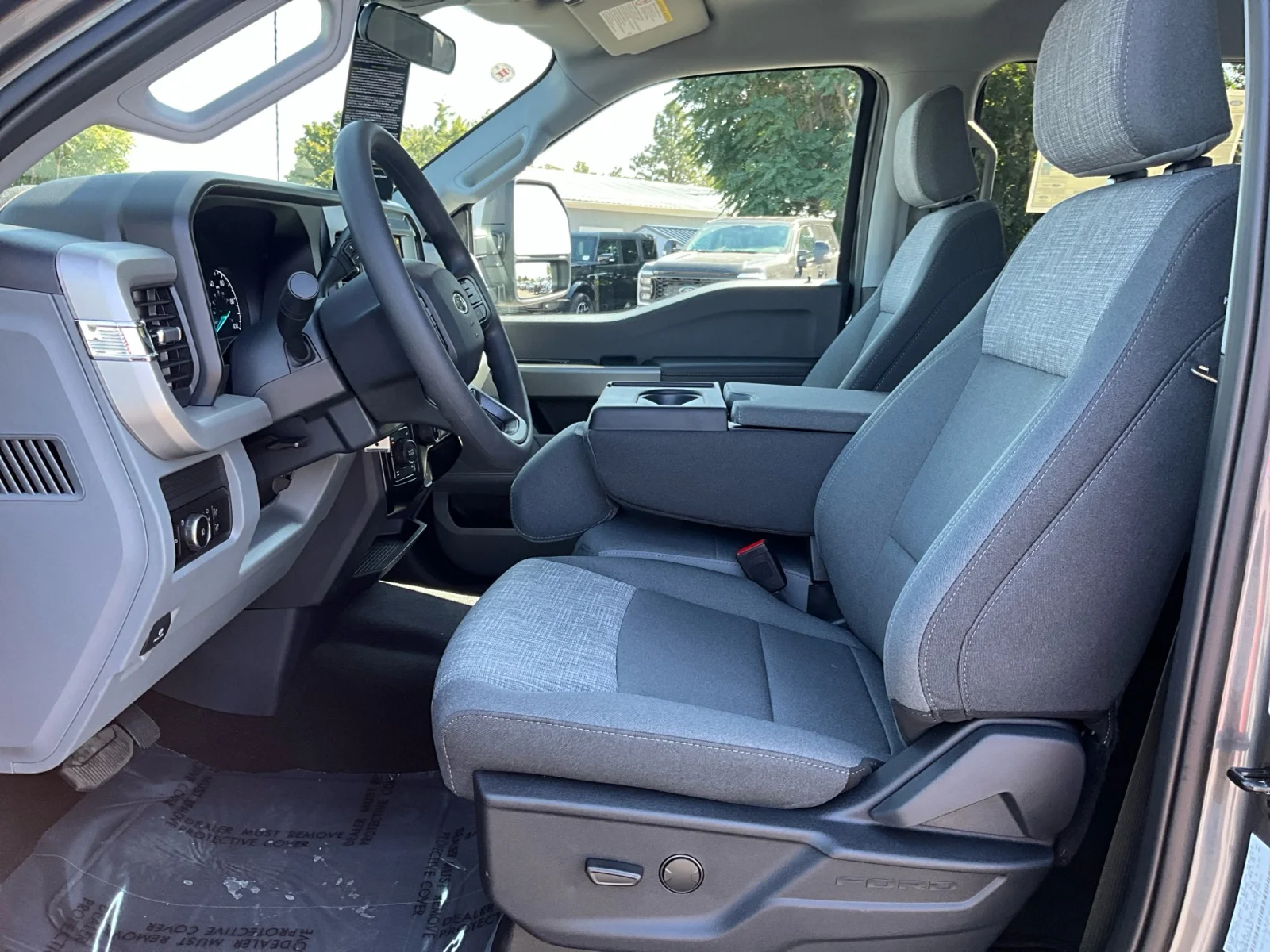 New 2026 Carbonized Gray Metallic Ford F-350® XLT image 15