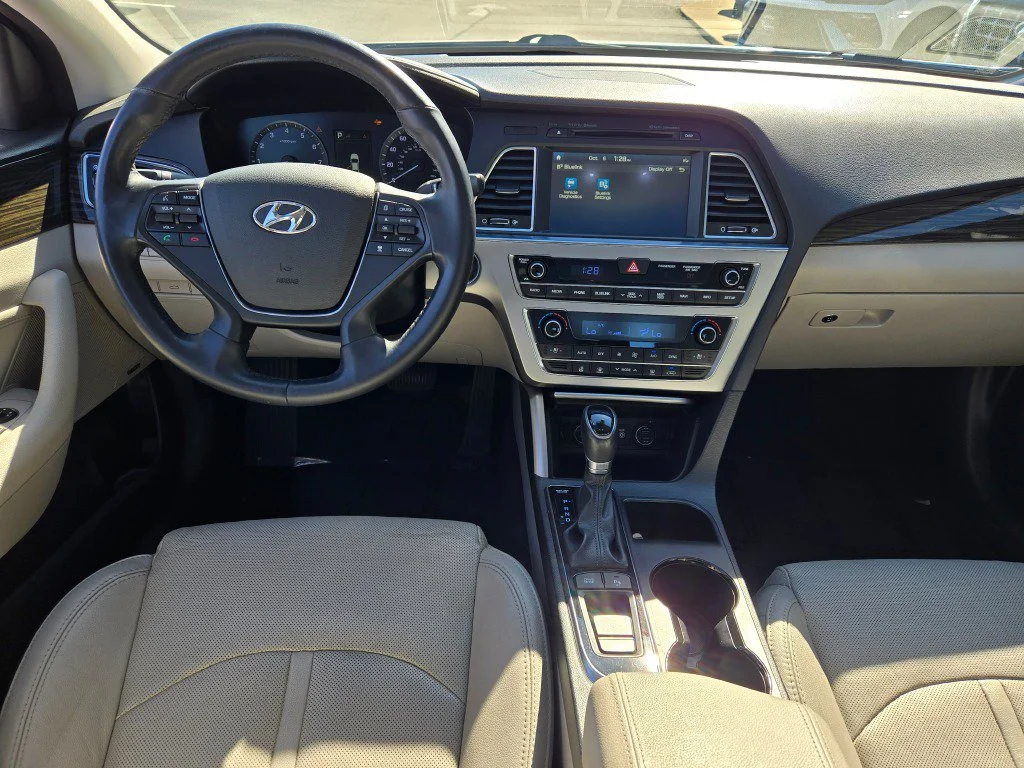 Used 2016 White Hyundai Limited image 15