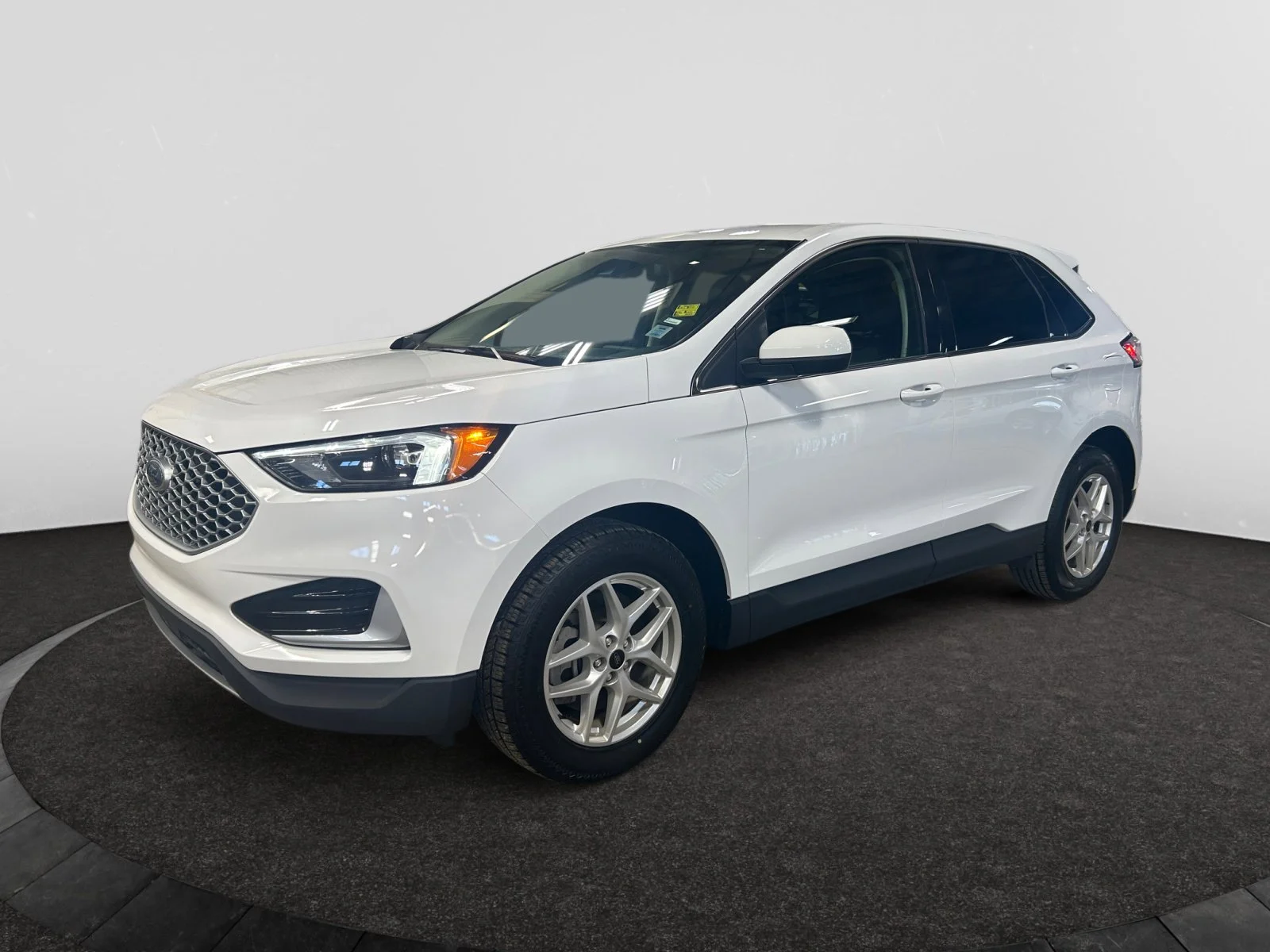 Used 2023 OXF WHITE Ford SEL AWD image 1