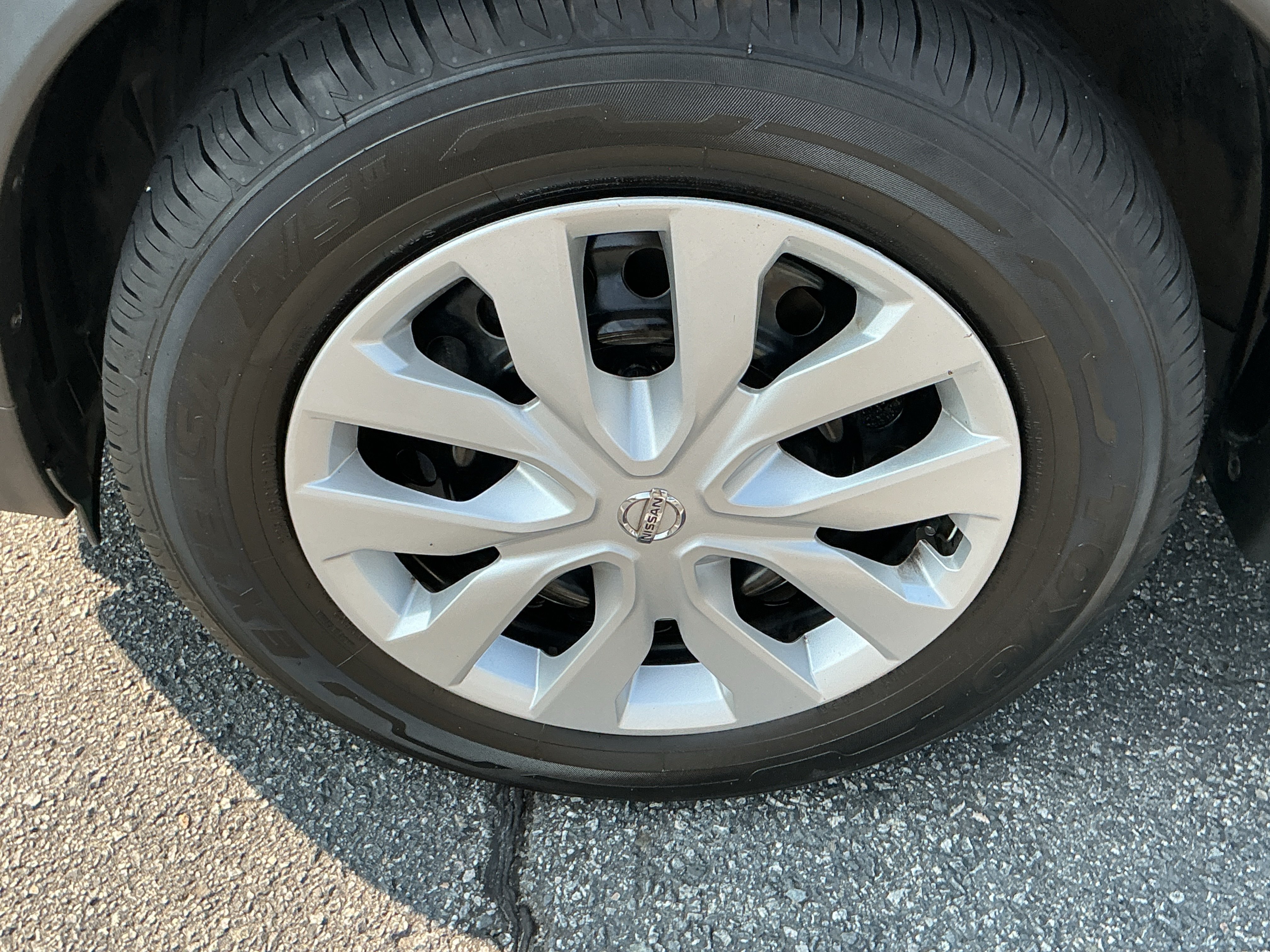 Used 2017 Magnetic Black Nissan S image 9