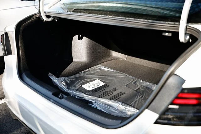 New 2026 Platinum White Honda LX image 21