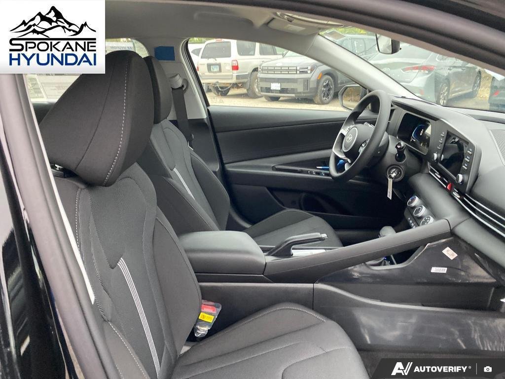 New 2026 Abyss Black Hyundai SE image 26