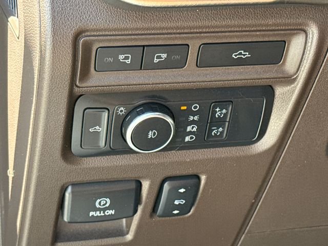 Used 2021  Ford King Ranch image 23