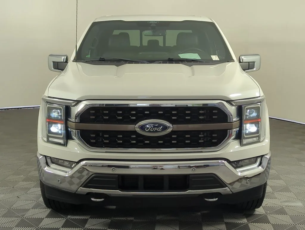Used 2022 White Ford King Ranch image 9