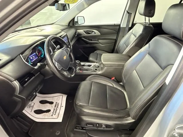 Used 2020 SILVER ICE METALLIC Chevrolet LT Leather image 24