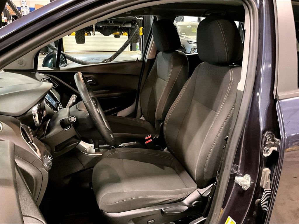 Used 2019 Blue Chevrolet LS image 10