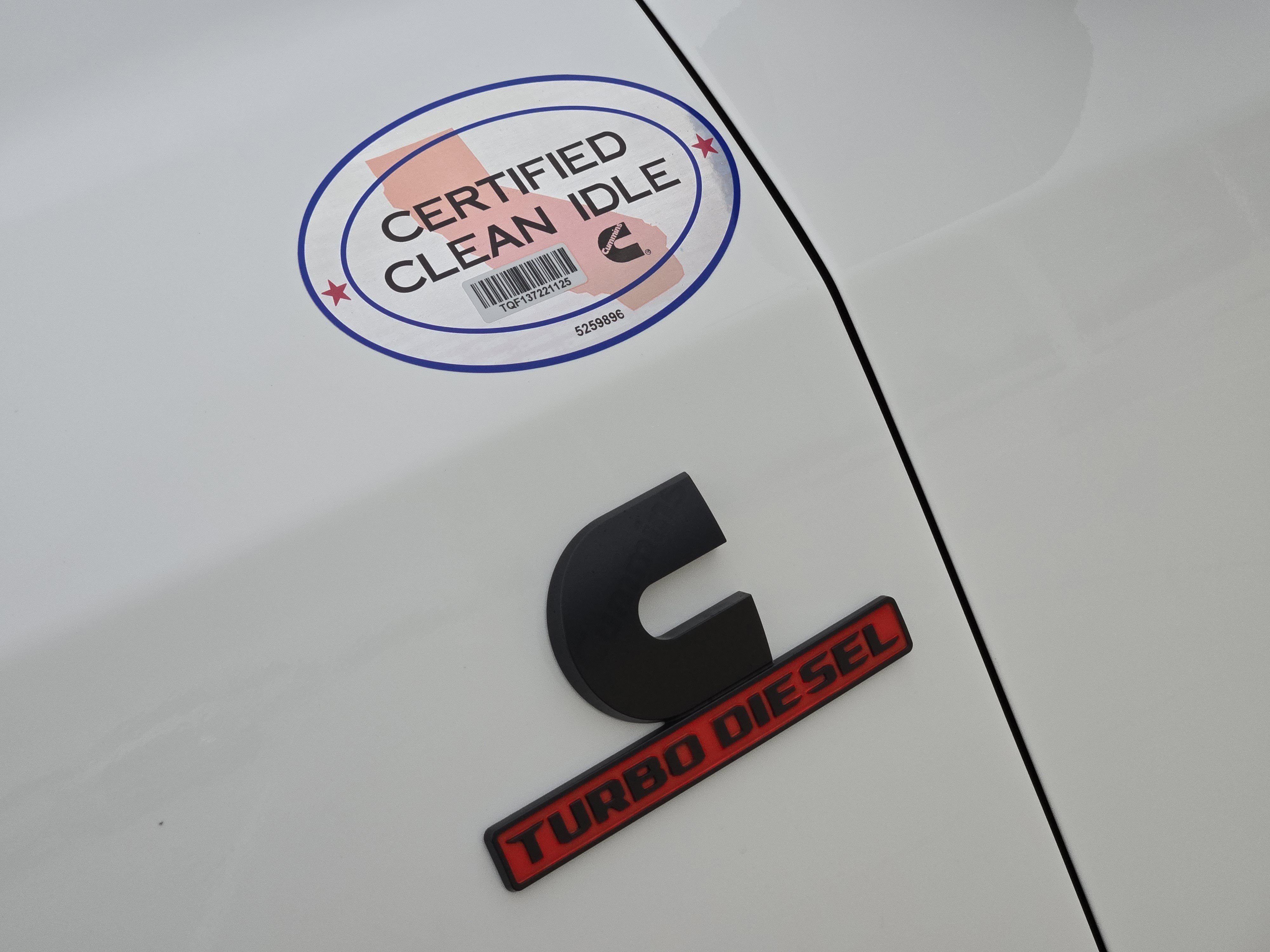 New 2026 Bright White Clear-Coat Exterior Paint RAM Tradesman image 9