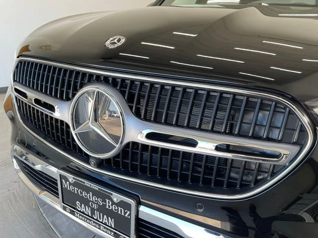 New 2027 Beige Mercedes-Benz GLC 300 image 43