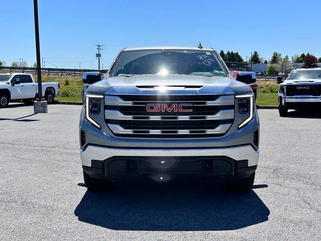 New 2026 Sterling Metallic GMC SLE image 4
