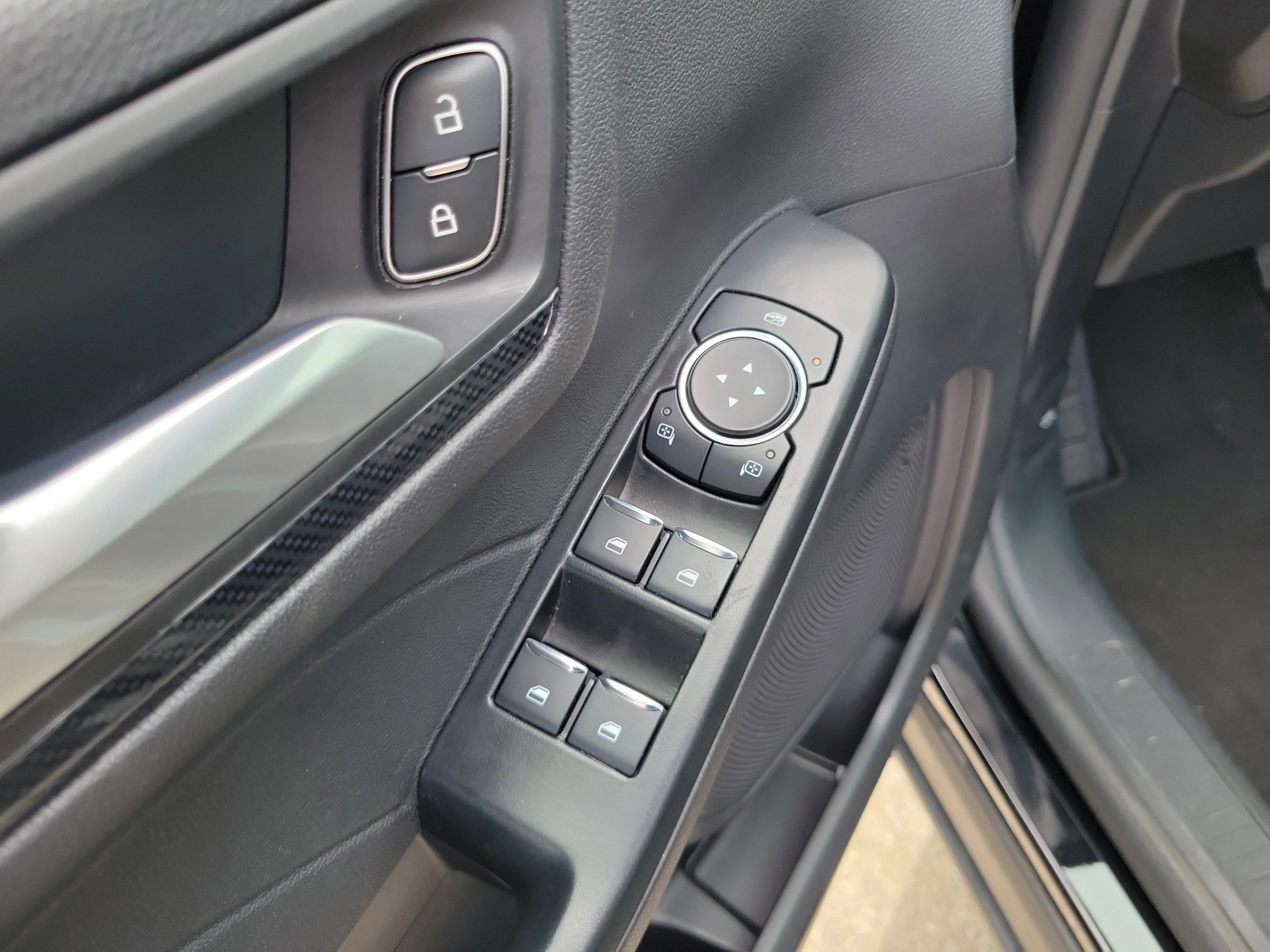 Used 2025 Black Metallic Ford ST-Line image 18