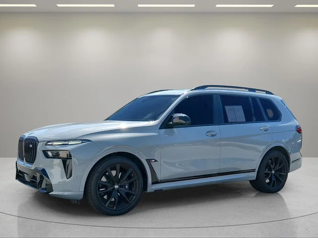 2024 BMW X7 M60i