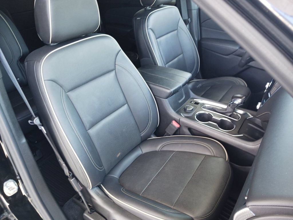 Used 2022 Mosaic Black Metallic Chevrolet Premier image 27