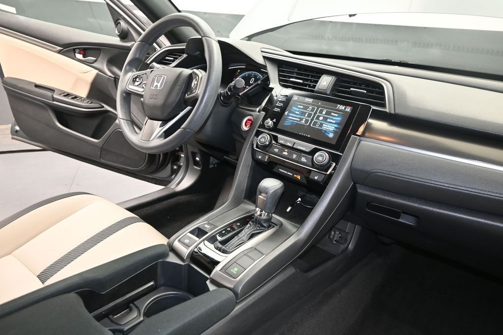 Used 2019  Honda EX image 23