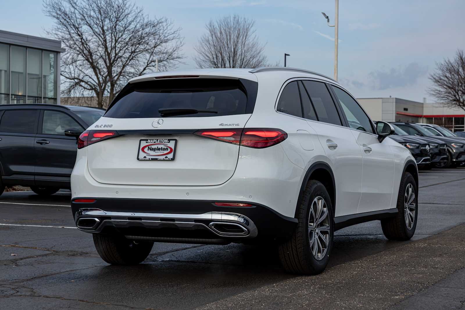 New 2026 Polar White Mercedes-Benz GLC 300 image 5