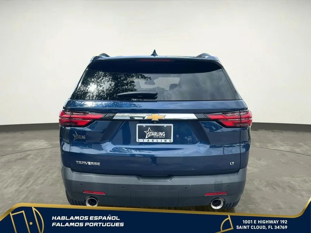 Used 2022 Northsky Blue Metallic Chevrolet LT Cloth image 5