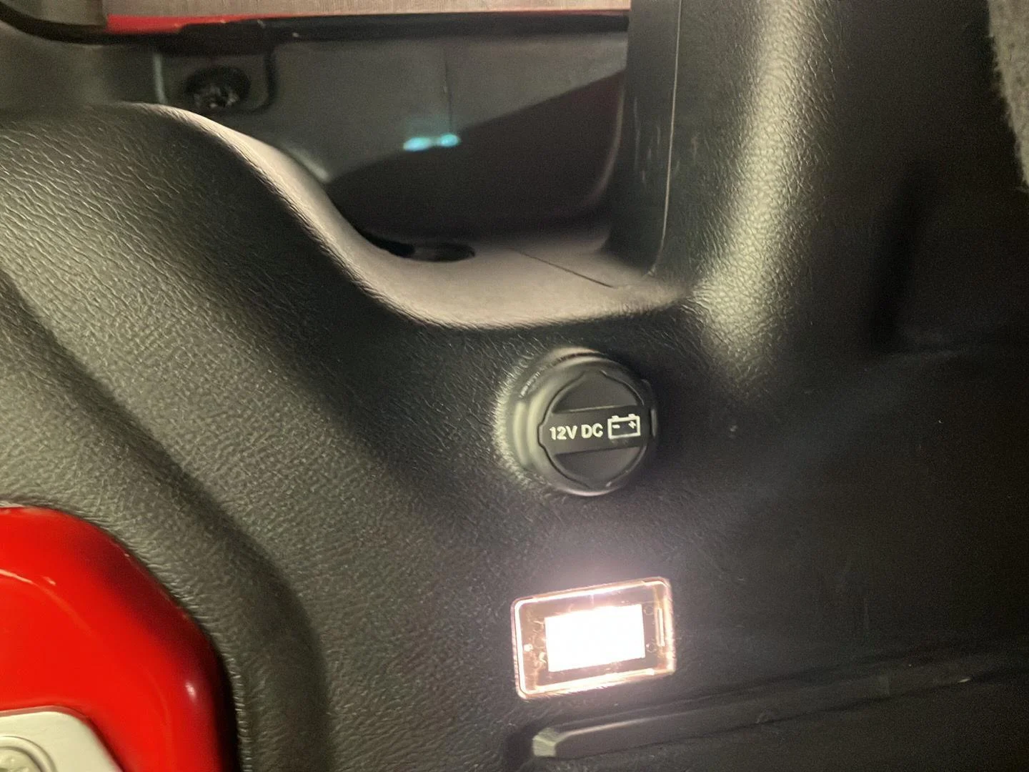 Used 2021 Firecracker Red Clearcoat Jeep Rubicon image 33