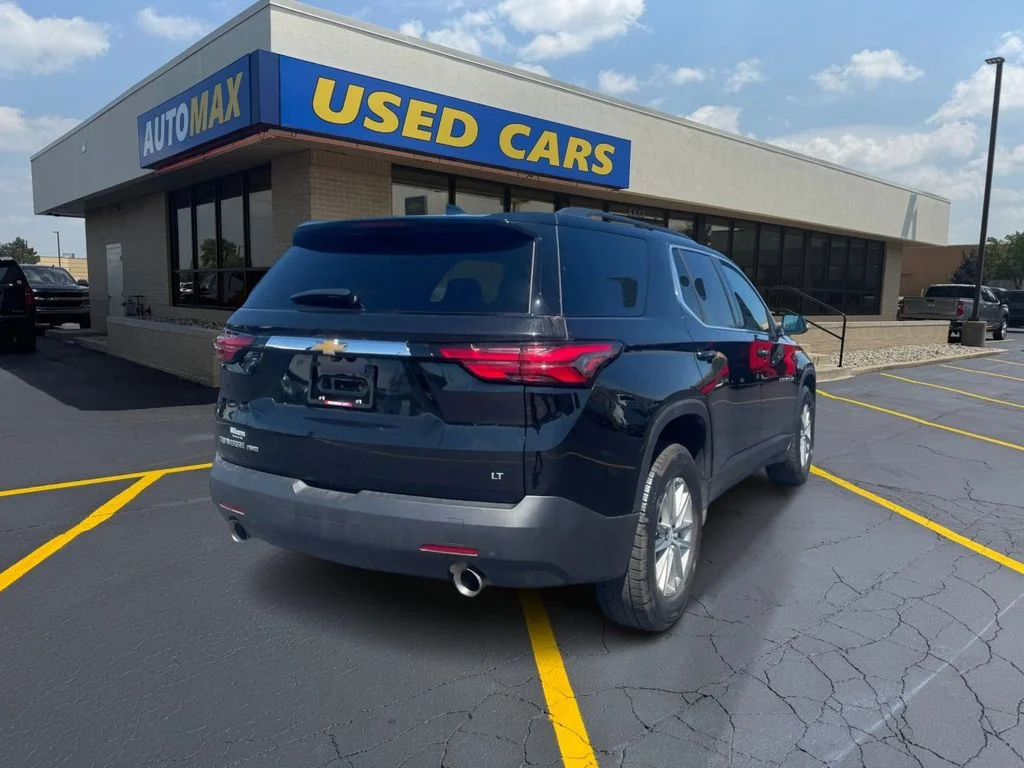Used 2023 Black Metallic Chevrolet LT image 5