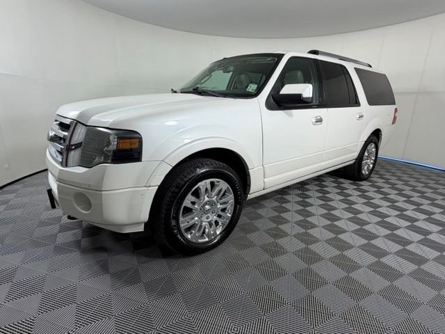 Used 2014 White Ford Limited image 3
