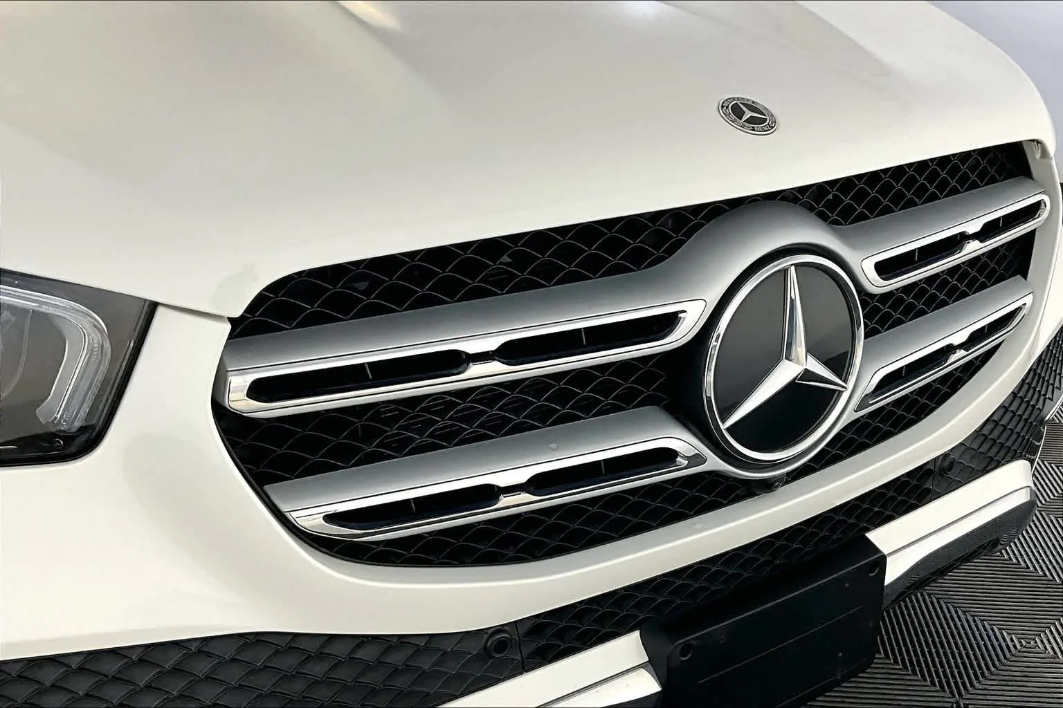Certified Used 2021 Polar White Mercedes-Benz GLE 350 image 31
