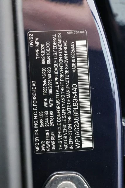 Used 2023 Night Blue Metallic Porsche S image 33