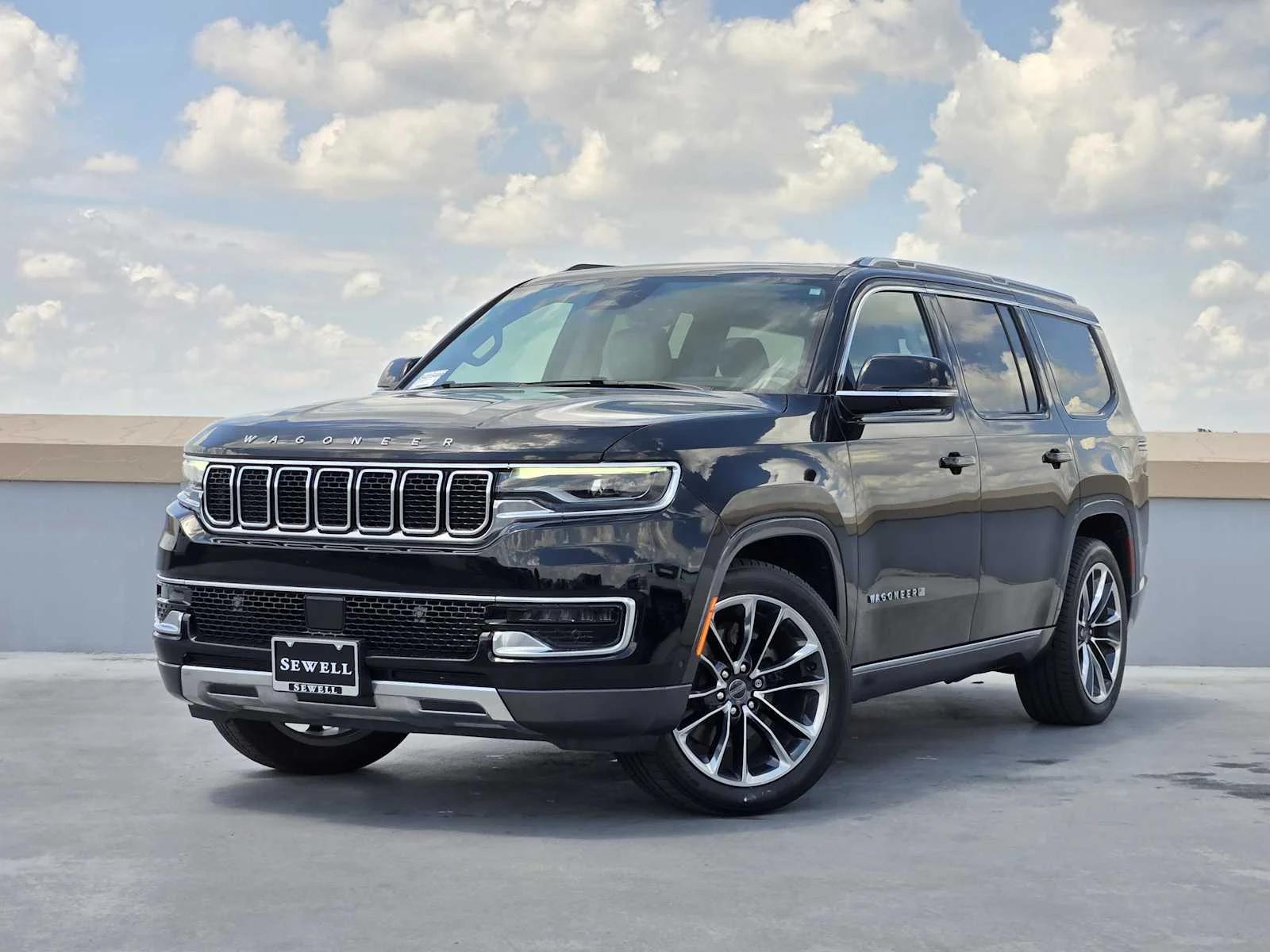 2022 Jeep Wagoneer Series III 4WD's photo