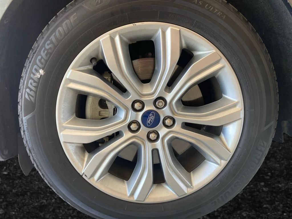 Used 2020 Gray Ford Titanium image 27
