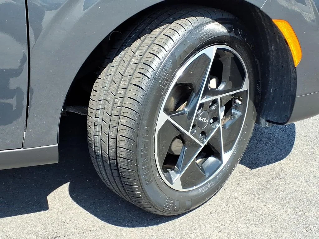 Used 2023 Gray Kia EX image 4