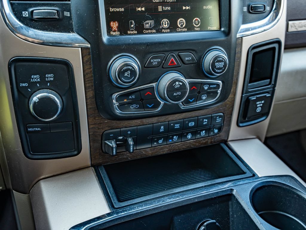 Used 2015 Brilliant Black Crystal Pearlcoat Ram Laramie Longhorn image 19