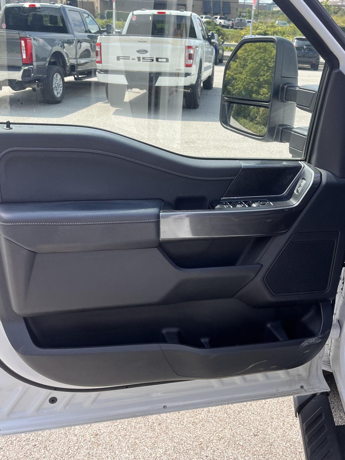 Used 2023 Oxford White Ford XLT image 16