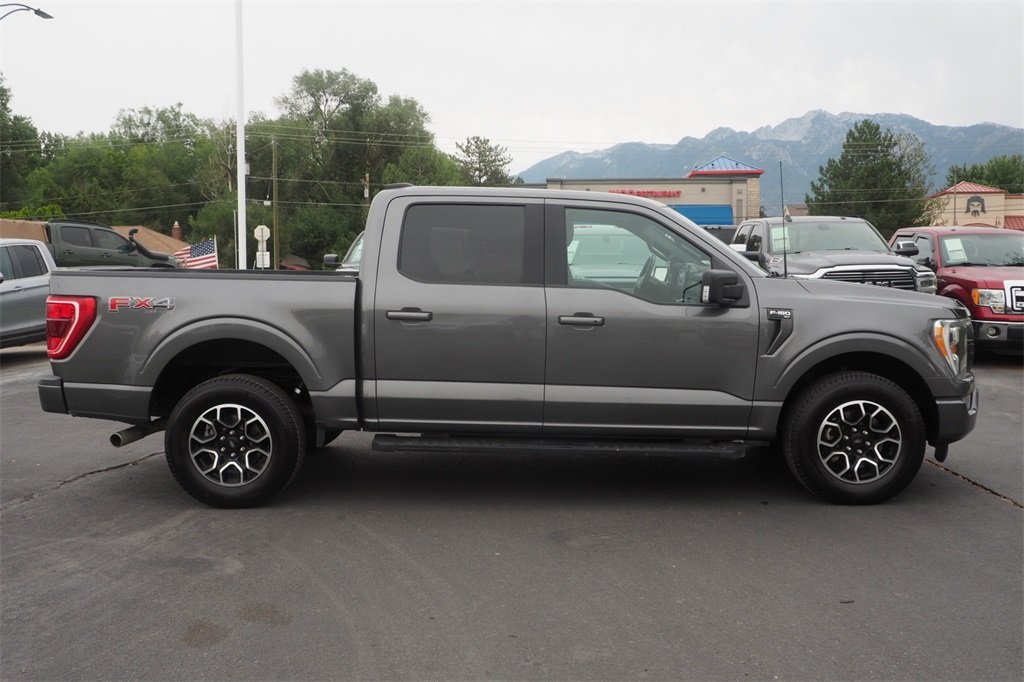 2021 Ford F-150 XLT photo 4