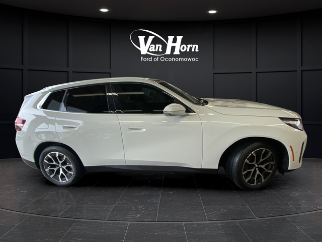 Used 2025 Alpine White BMW 30 xDrive image 8