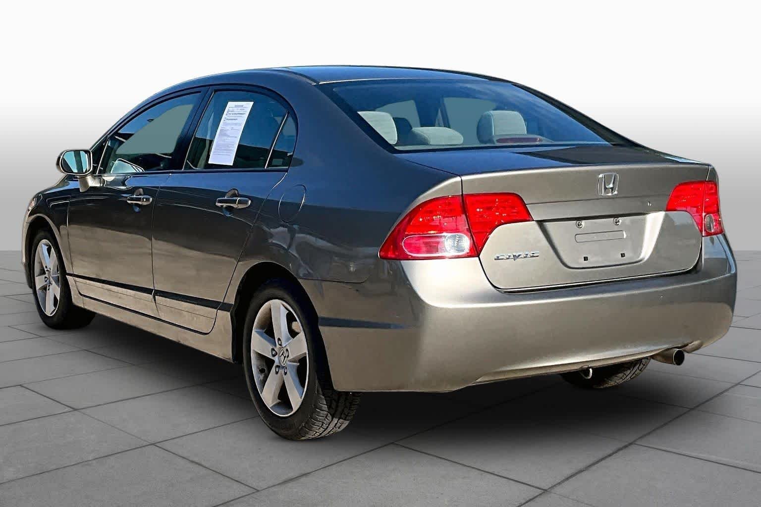 Used 2006 Galaxy Gray Metallic Honda EX image 10