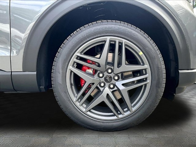 New 2027 Carbonized Gray Metallic Ford ST-Line image 13