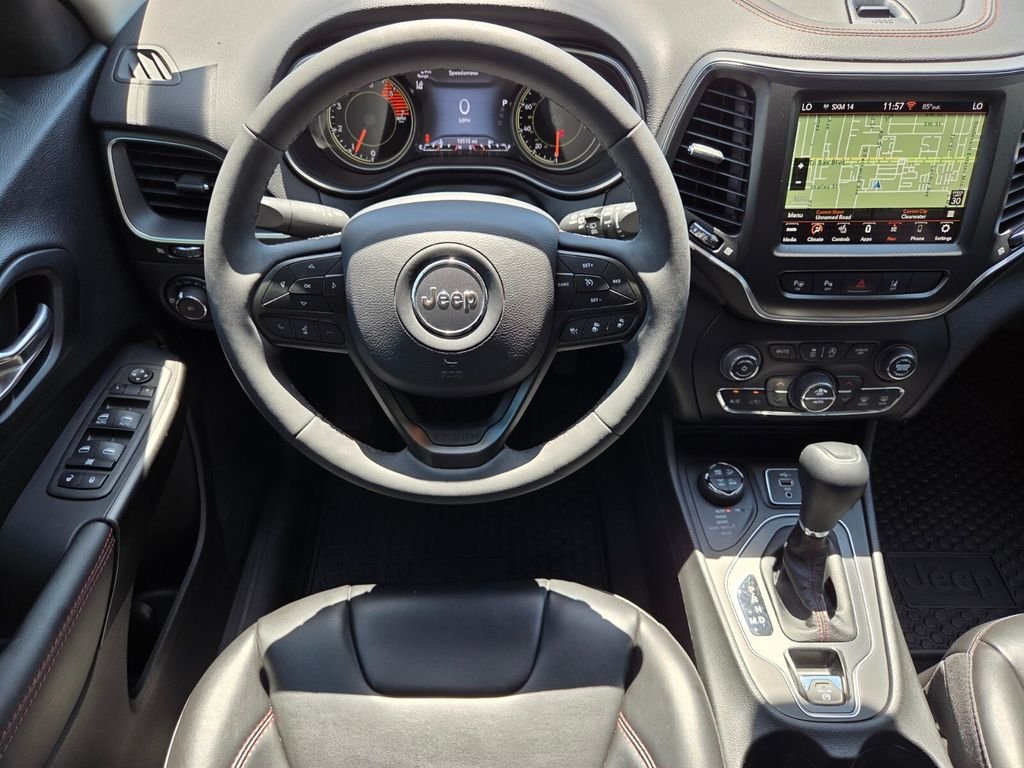 2023 Jeep Cherokee Trailhawk - Photo 18