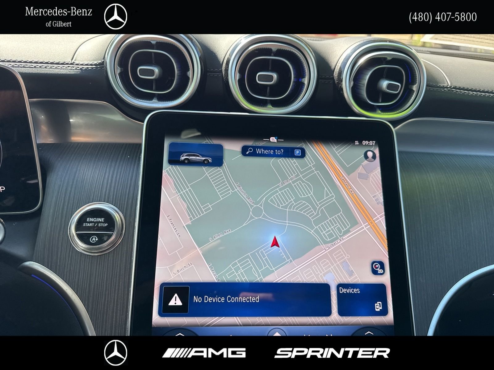 Used 2025  Mercedes-Benz GLC 300 image 24