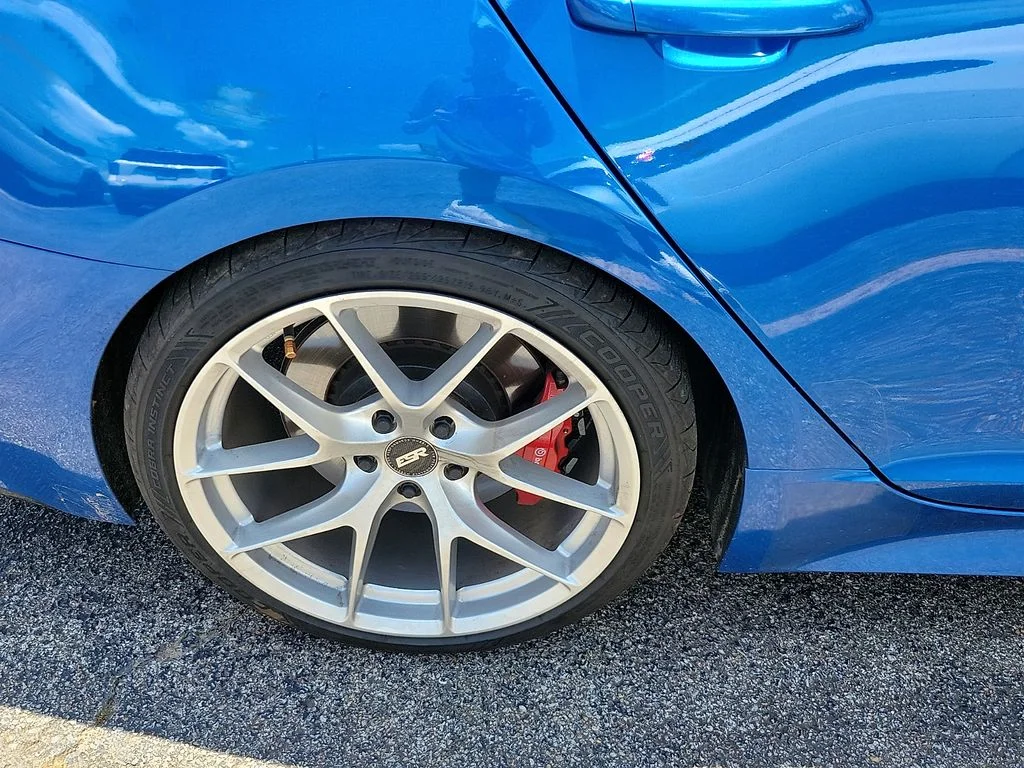 Used 2019 Blue Kia GT2 image 5